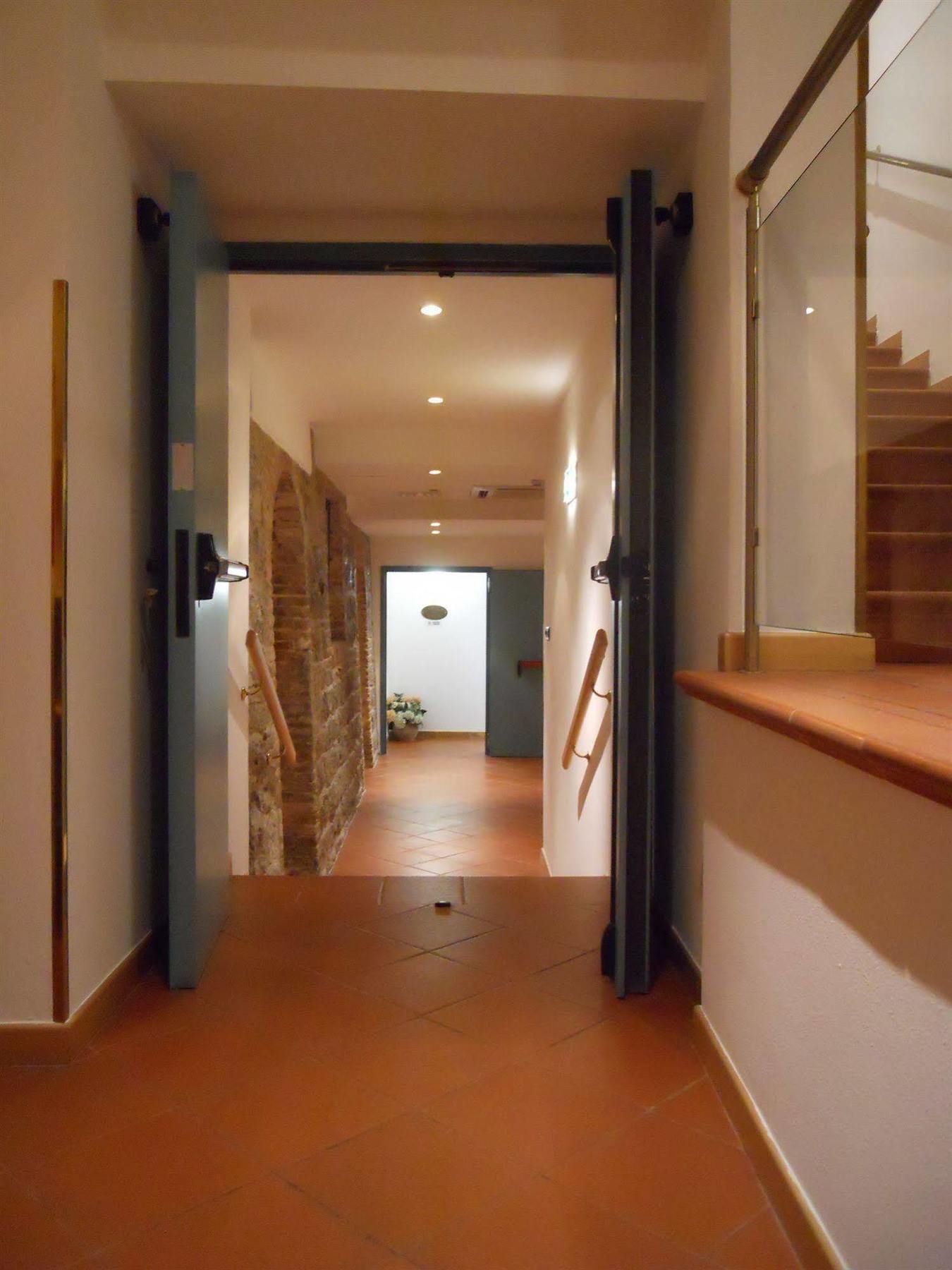 Albergo Italia อูร์บีโน ภายนอก รูปภาพ